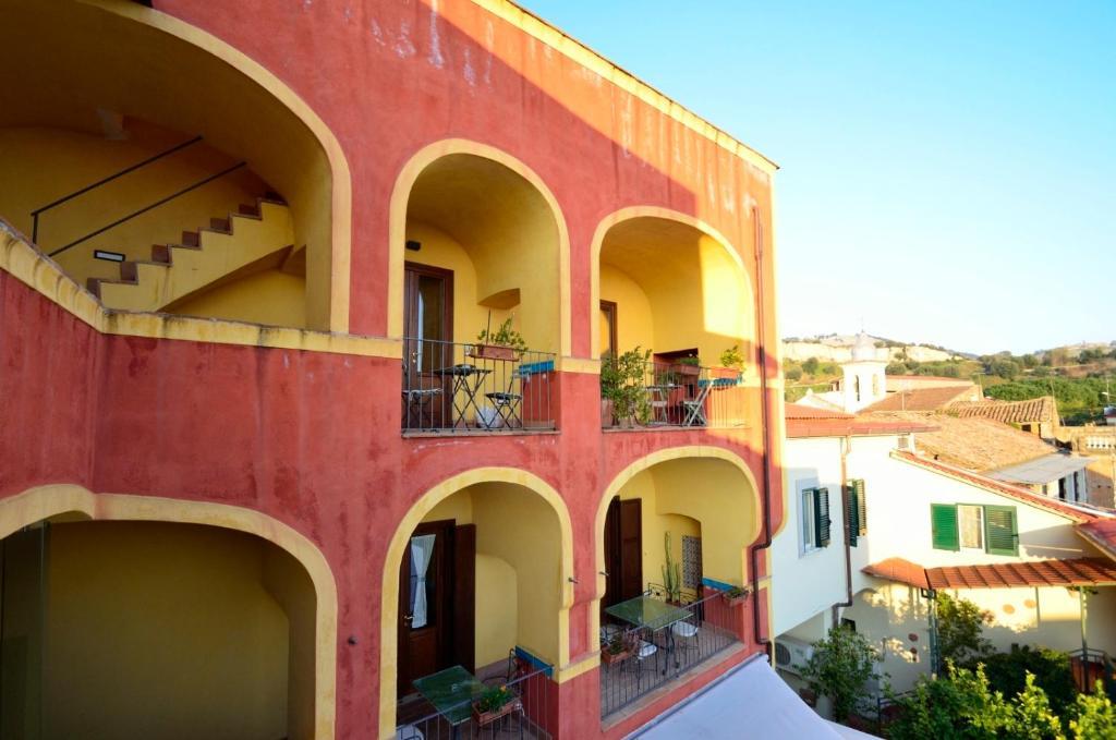 Bed & Breakfast Manouche Osteria